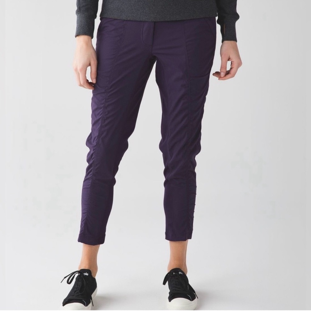 Lululemon Street To Studio ll Crop Pants In Power Purple, Size 8